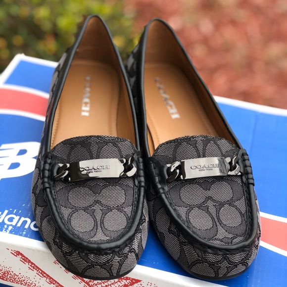 coach womens olive sand printed snake closed toe loafers